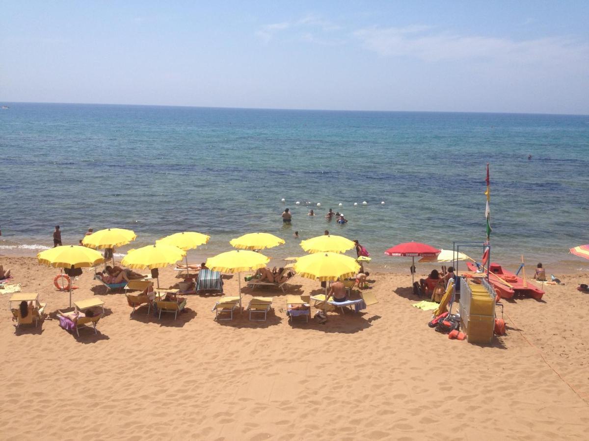 Hotel Miramare Garzia Marinella di Selinunte Exteriör bild
